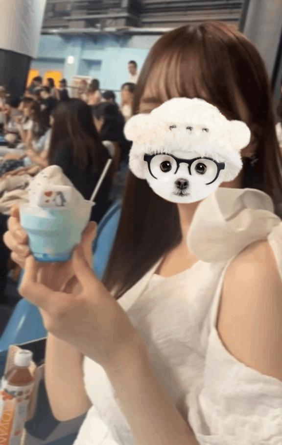 月の真珠-五反田-に在籍する今井ひなのの自撮り写真